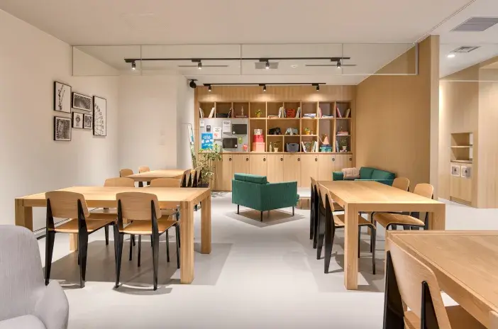 Spaces_Akasaka_5670_Tokyo_Japan_Coworking